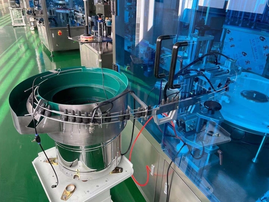 Автоматическая завалка и покрывая машина для пробирки 10ml бутылки эфирного масла